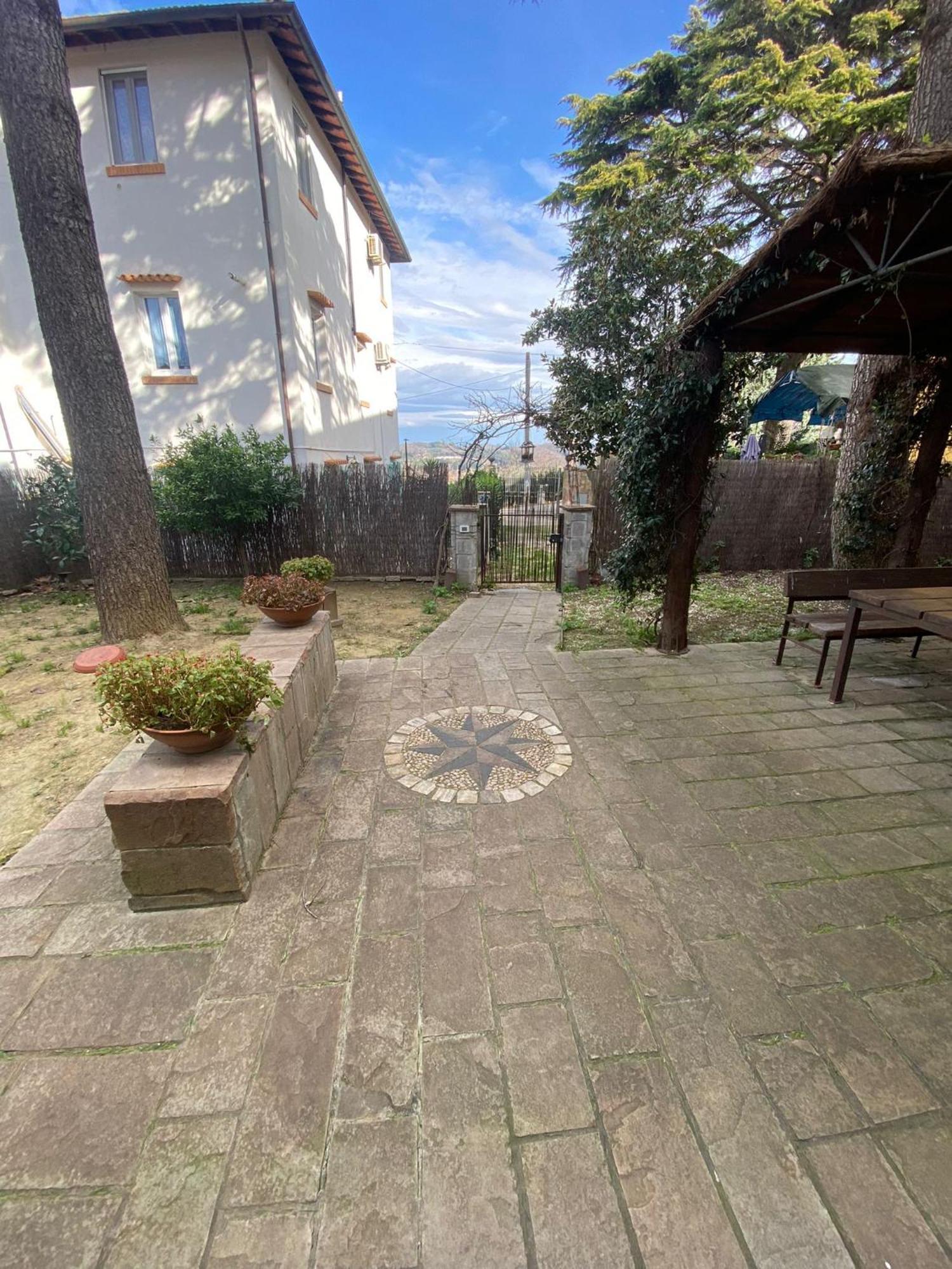 Apartmán La Lanterna Collesalvetti Exteriér fotografie